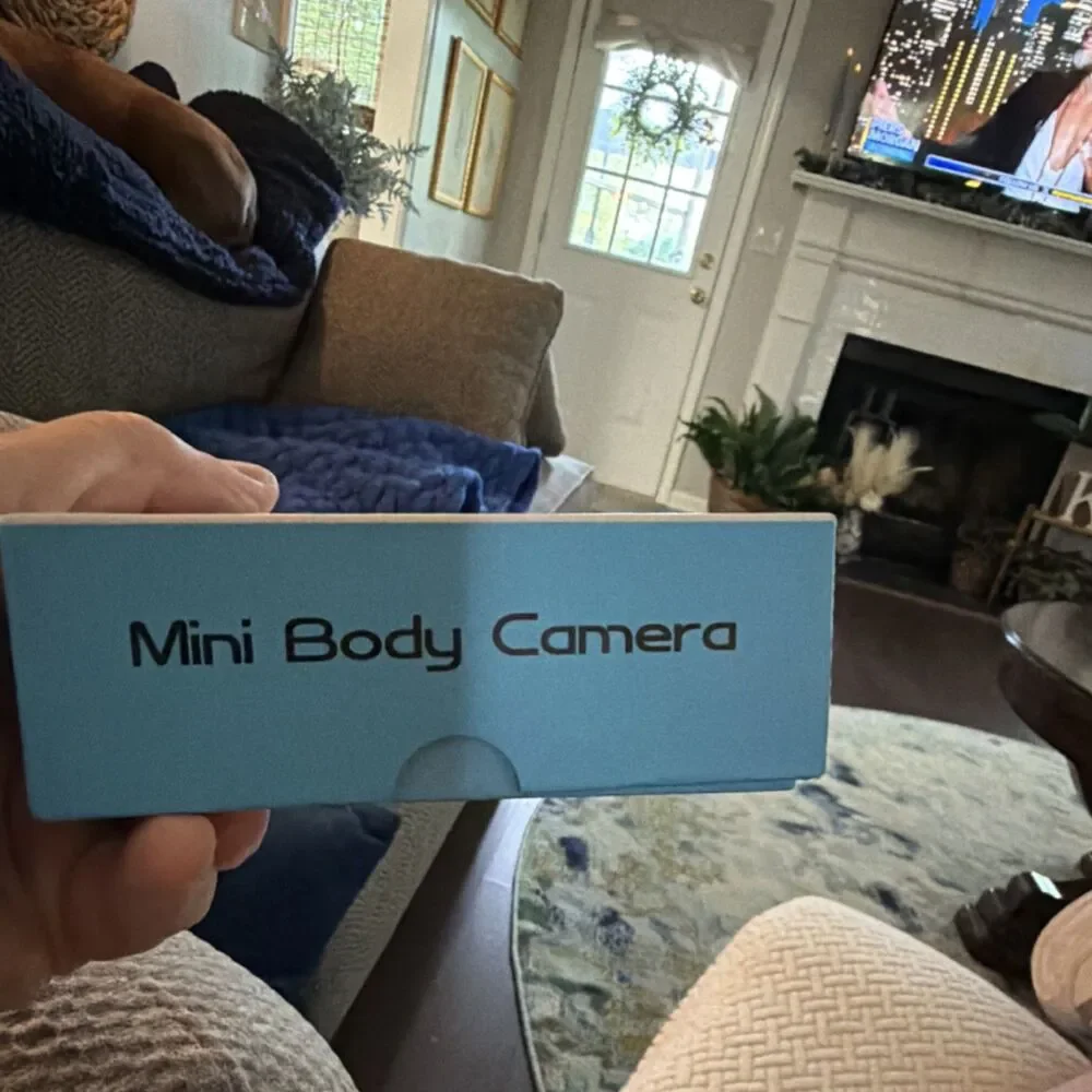 Mini Body Camera XD04BAV4ER 1080P Full HD 180° Rotatable Lens Black